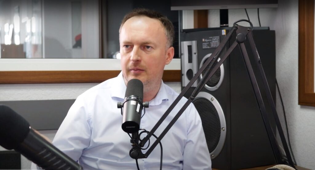 Стратегія залучення мільярдів для розвитку громад: розмова на Радіо Трек з Кшиштофом Лонткою та Сергієм Гембергом